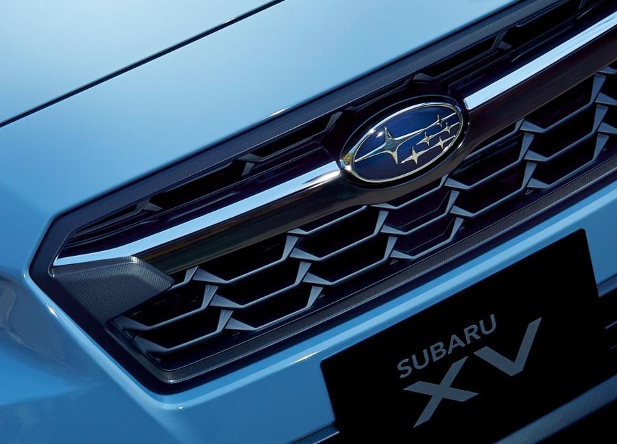 Логотип Subaru XV 2017 года  (JP) (фото 12 из 38)